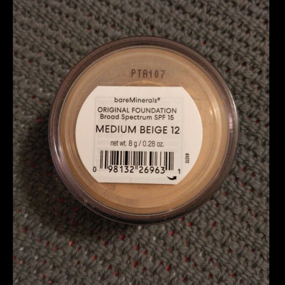 bareMinerals ORIGINAL Loose Powder Foundation SPF 15 Medium Beige 12 0.28 oz NEW - Picture 1 of 5